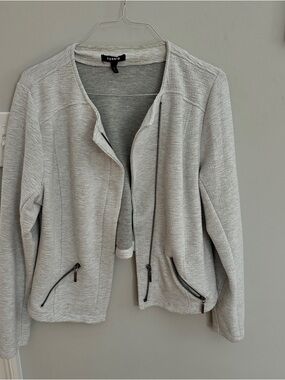 Torrid Light Gray Textured Zip-Front Jacket Size 1